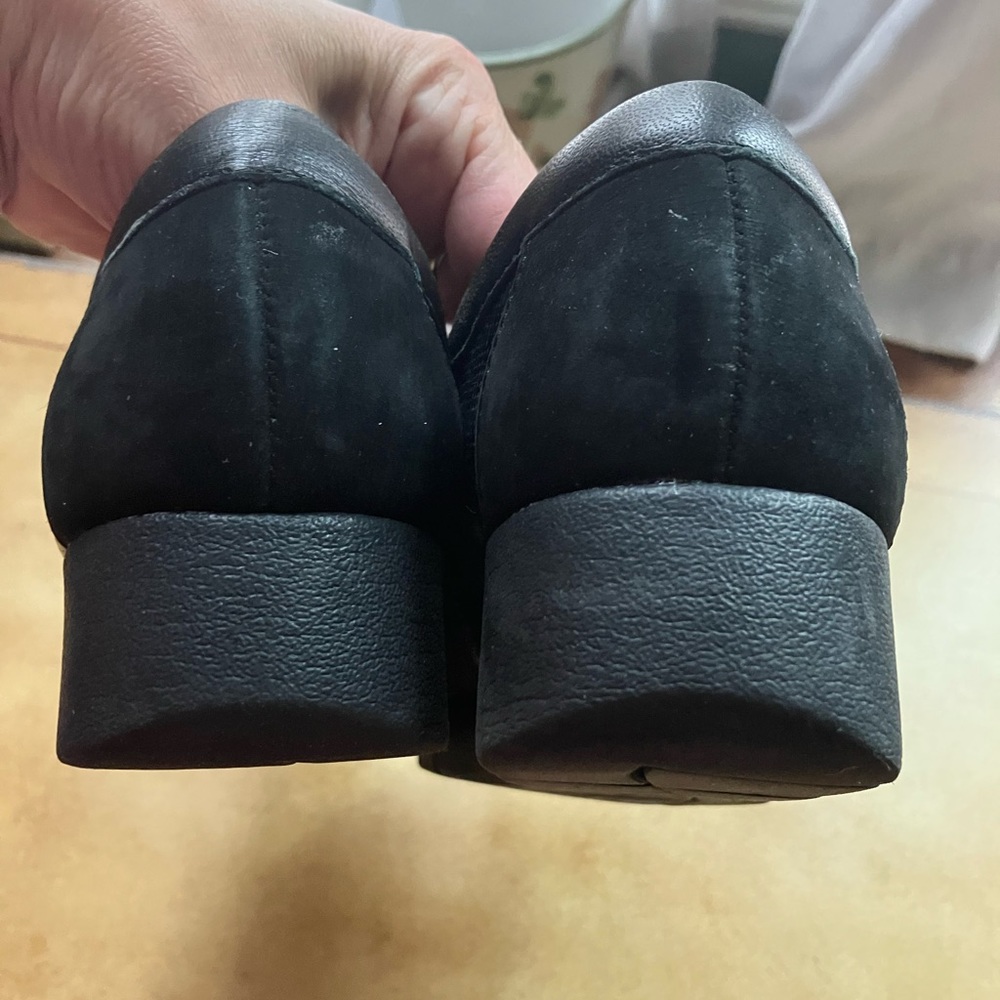 Clarks - Picture 3 of 6